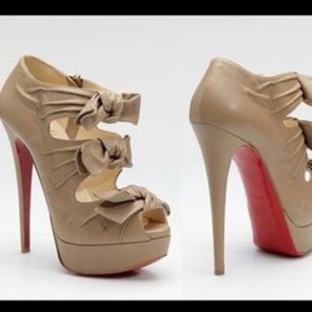 I love shoes (definitely Loubies)